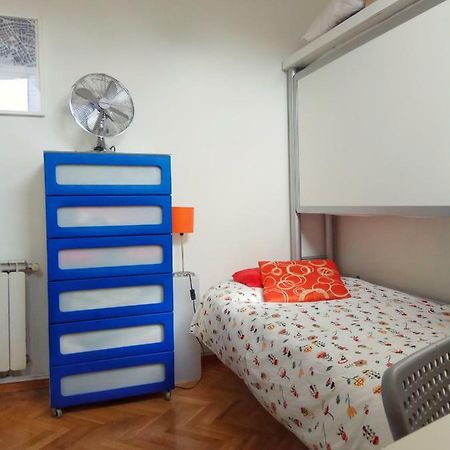 Habitacion Privada Paseo Del Arte Мадрид Екстериор снимка