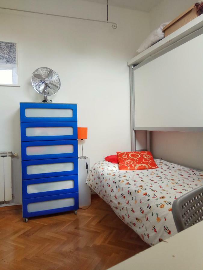 Habitacion Privada Paseo Del Arte Мадрид Екстериор снимка