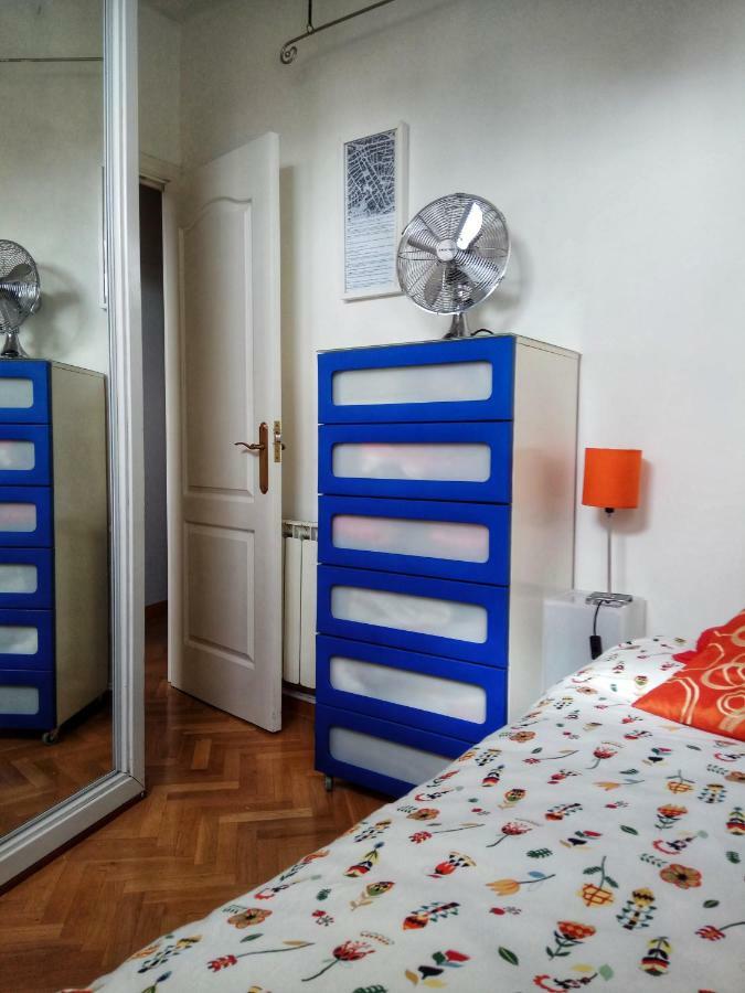 Habitacion Privada Paseo Del Arte Мадрид Екстериор снимка